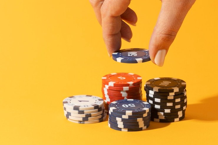 Dokumen ketentuan dan syarat penggunaan untuk pengguna platform digital